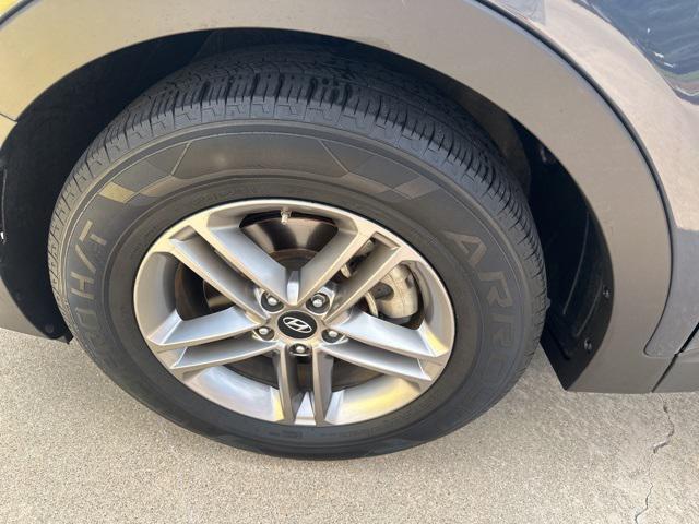 Photo of 2018 Marlin Blue Hyundai Santa Fe Sport