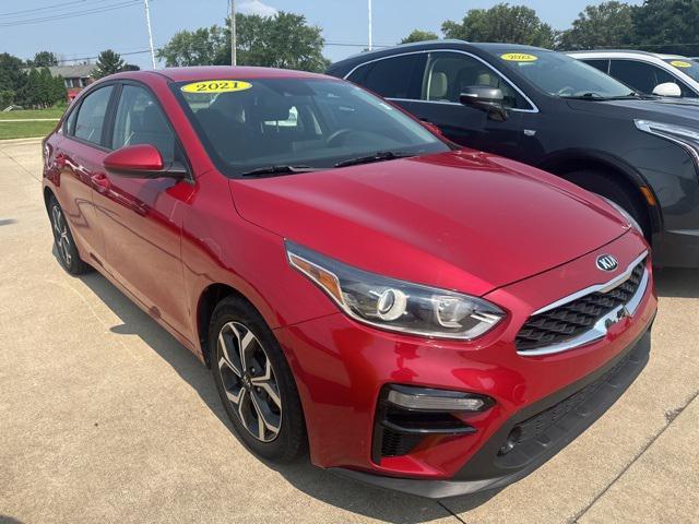 Photo of 2021 Currant Red Kia Forte