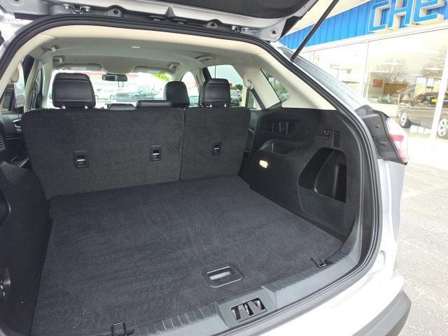 Photo of 2024 Silver Metallic Ford Edge