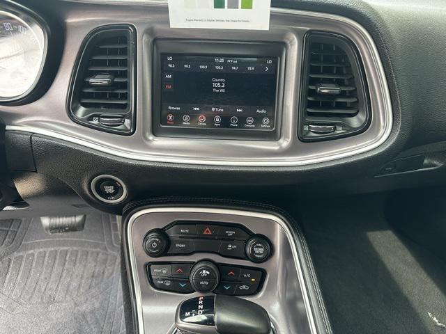 Photo of 2019 Indigo Blue Dodge Challenger