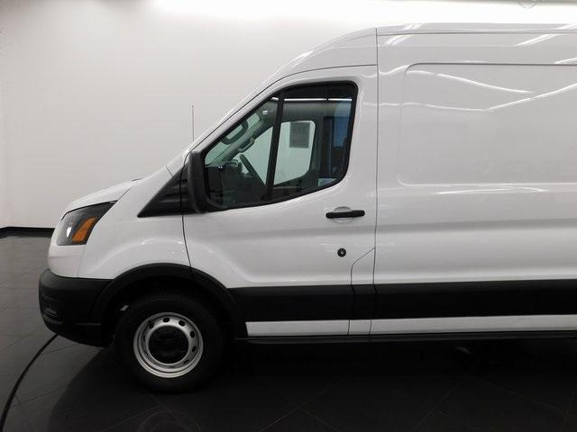 Photo of 2023 Oxford White Ford Transit-250