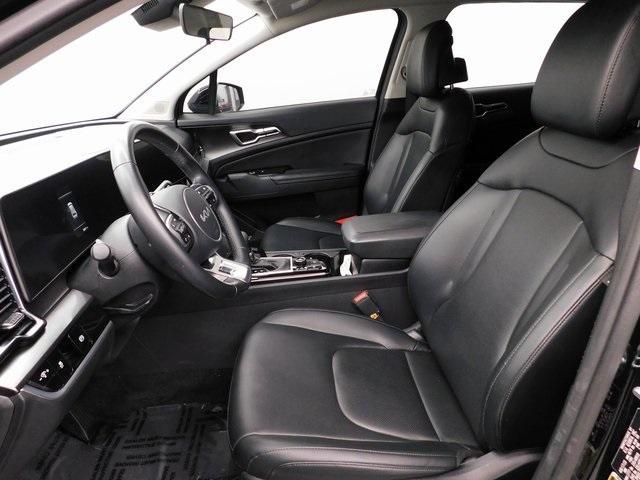 Photo of 2024 Ebony Black Kia Sportage