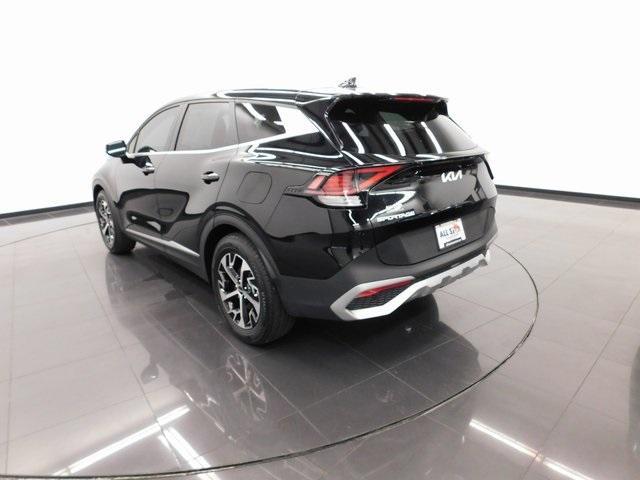 Photo of 2024 Ebony Black Kia Sportage