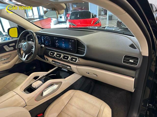 Photo of 2020 Emerald Green Metallic Mercedes-Benz GLE 350