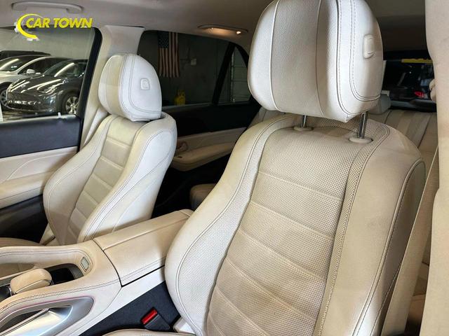 Photo of 2020 Emerald Green Metallic Mercedes-Benz GLE 350