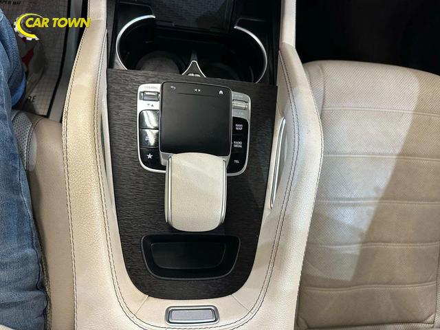 Photo of 2020 Emerald Green Metallic Mercedes-Benz GLE 350