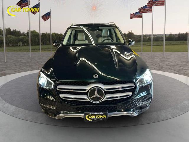 Photo of 2020 Emerald Green Metallic Mercedes-Benz GLE 350