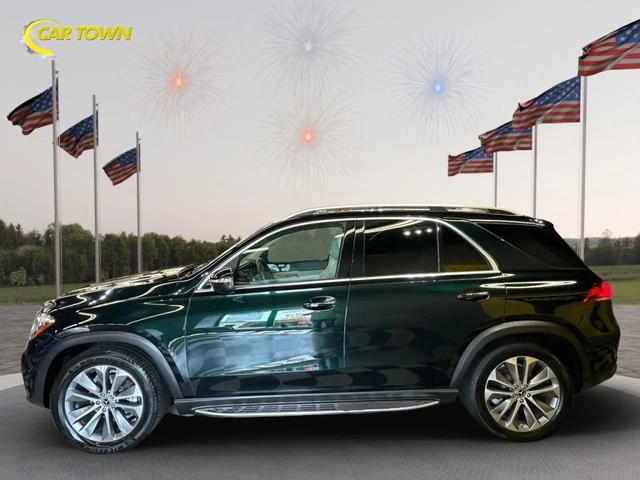 Photo of 2020 Emerald Green Metallic Mercedes-Benz GLE 350