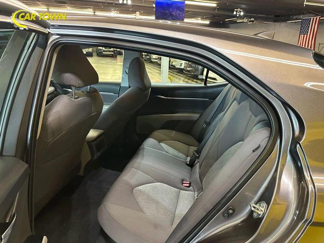 Photo of 2020 Predawn Gray Mica Toyota Camry