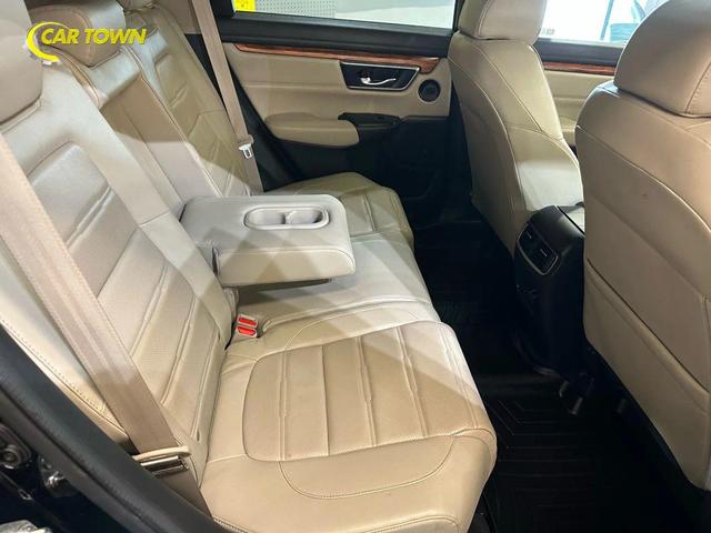 Photo of 2018 Crystal Black Pearl Honda CR-V