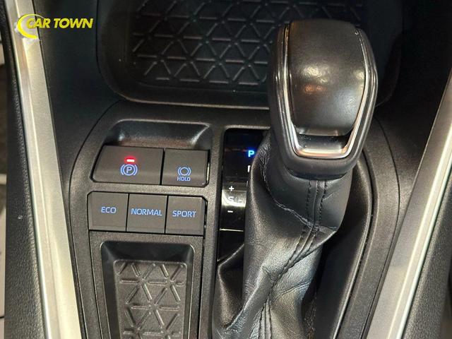 Photo of 2019 Gray Toyota RAV4