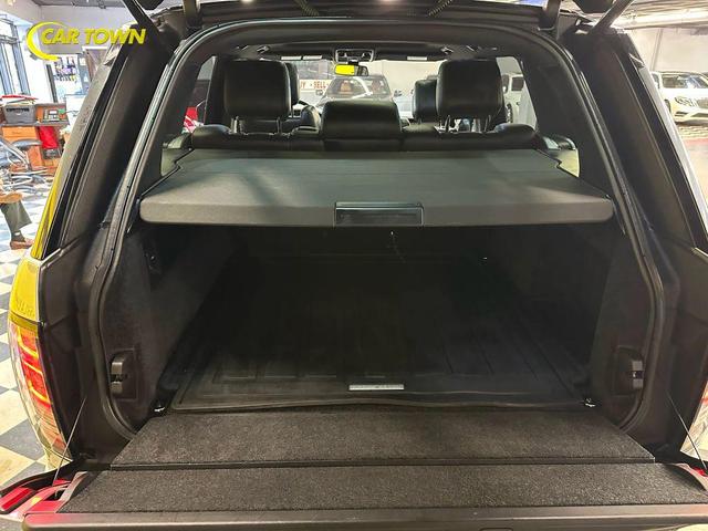Photo of 2016 Silver Land Rover Range Rover