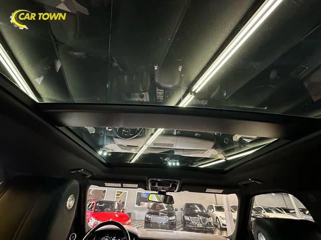 Photo of 2016 Silver Land Rover Range Rover