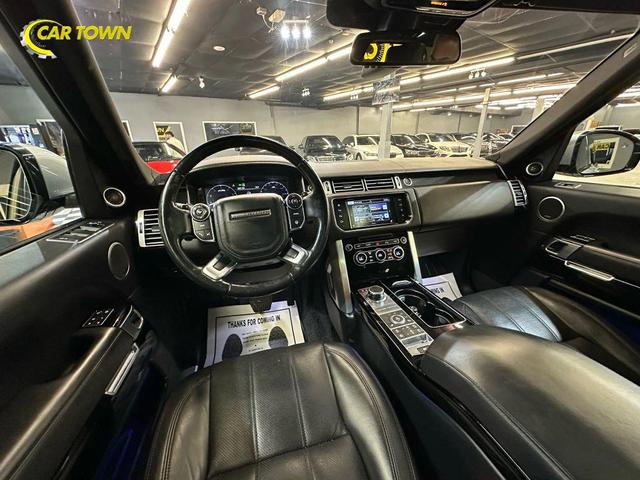 Photo of 2016 Silver Land Rover Range Rover
