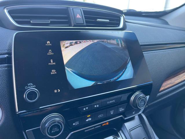 Photo of 2020 Platinum White Pearl Honda CR-V