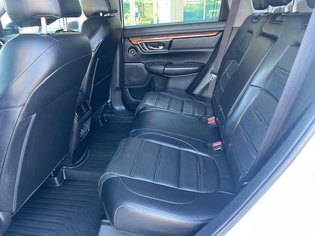 Photo of 2020 Platinum White Pearl Honda CR-V