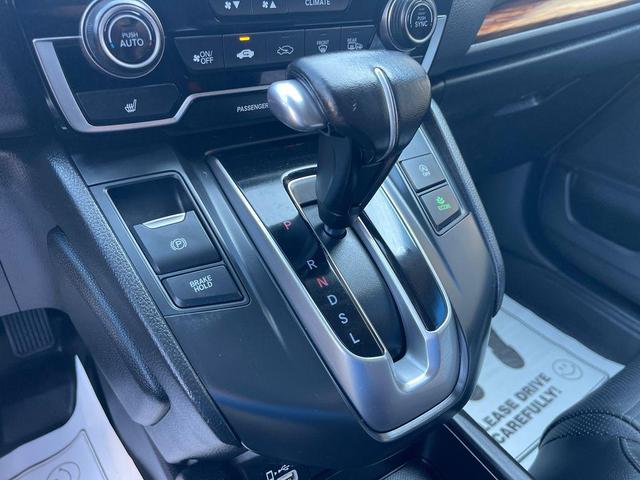 Photo of 2020 Platinum White Pearl Honda CR-V