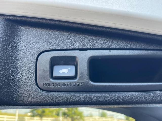 Photo of 2020 Platinum White Pearl Honda CR-V