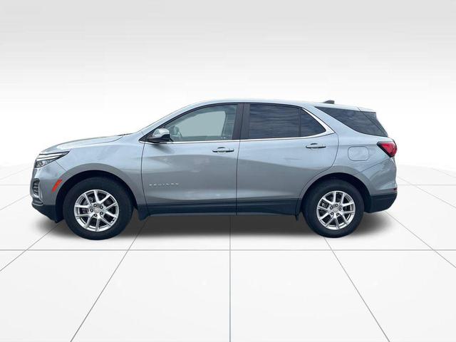 Photo of 2023 Sterling Gray Metallic Chevrolet Equinox