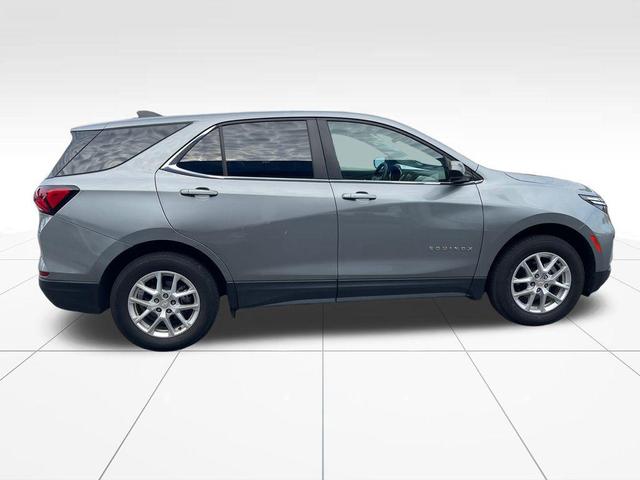 Photo of 2023 Sterling Gray Metallic Chevrolet Equinox