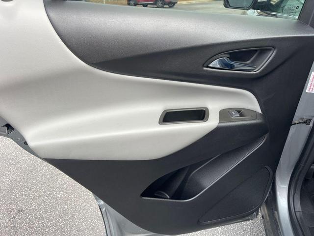 Photo of 2023 Sterling Gray Metallic Chevrolet Equinox
