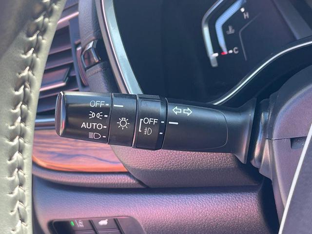 Photo of 2021 Silver Metallic Honda CR-V