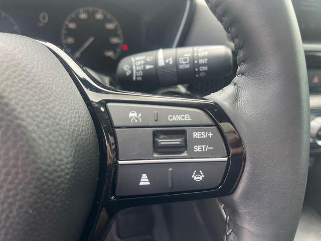 Photo of 2025 Pearl Honda CR-V