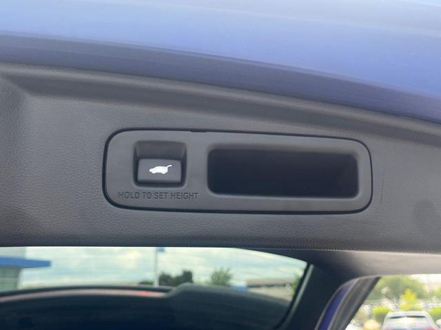 Photo of 2025 Pearl Honda CR-V