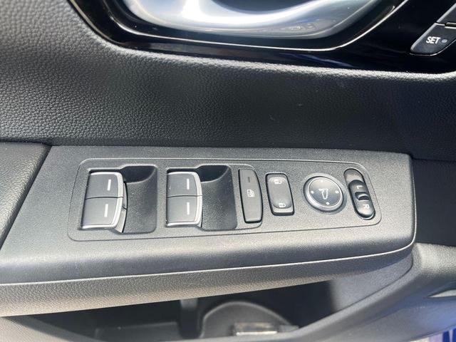 Photo of 2025 Pearl Honda CR-V