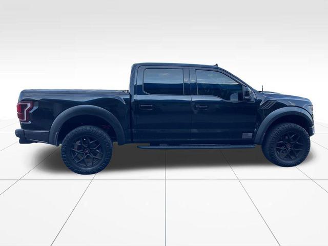 Photo of 2020 Agate Black Metallic Ford F-150