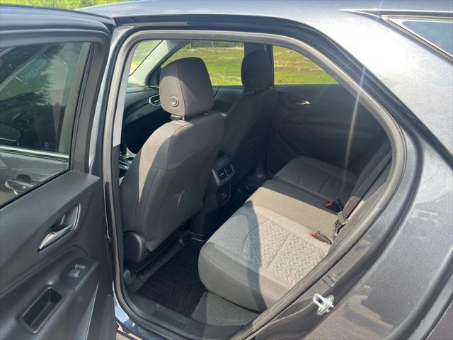 Photo of 2022 Iron Gray Metallic Chevrolet Equinox