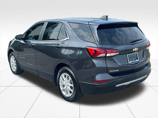 Photo of 2022 Iron Gray Metallic Chevrolet Equinox
