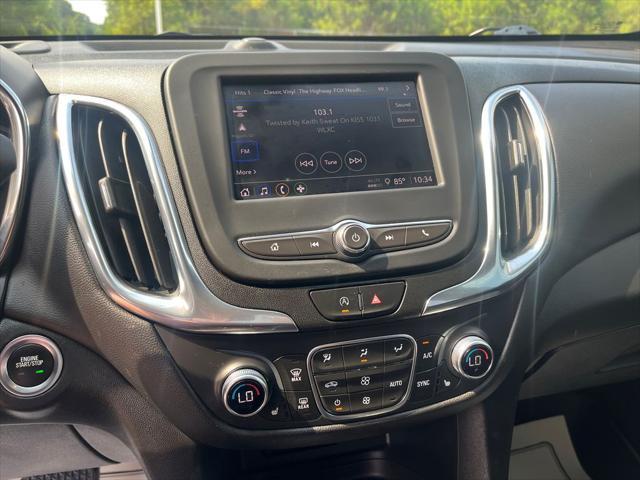Photo of 2022 Iron Gray Metallic Chevrolet Equinox