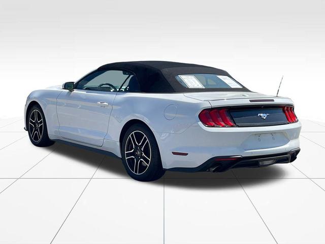 Photo of 2022 Oxford White Ford Mustang