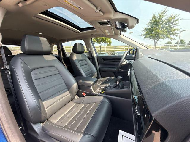 Photo of 2025 Pearl Honda CR-V