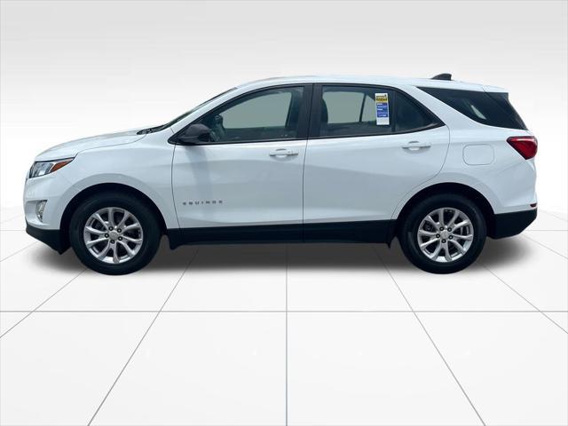 Photo of 2021 Summit White Chevrolet Equinox