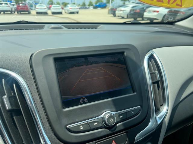 Photo of 2021 Summit White Chevrolet Equinox