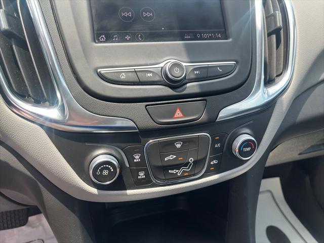Photo of 2021 Summit White Chevrolet Equinox