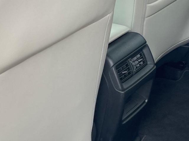 Photo of 2023 sparkle silver metallic Honda CR-V