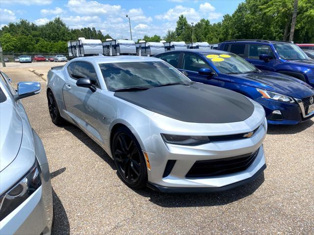Photo of 2018 Silver Chevrolet Camaro