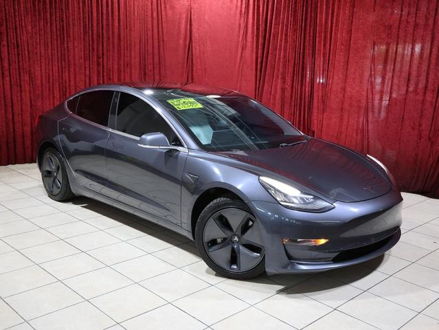 Photo of 2019 GRAY Tesla Model 3