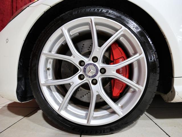 Photo of 2014 WHITE Mercedes-Benz E-Class