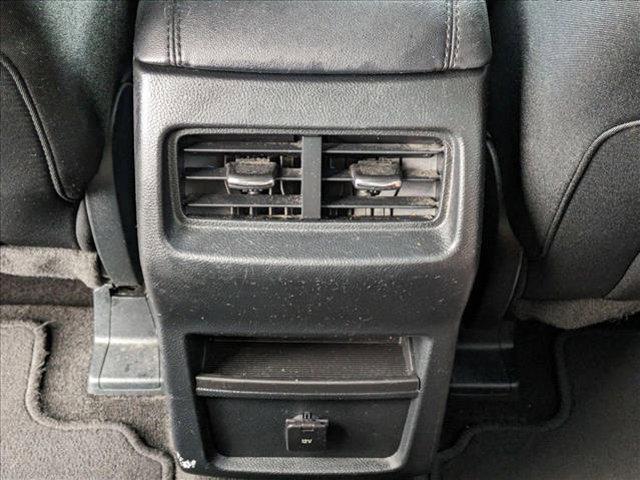 Photo of 2019 Magnetic Metallic Ford Edge