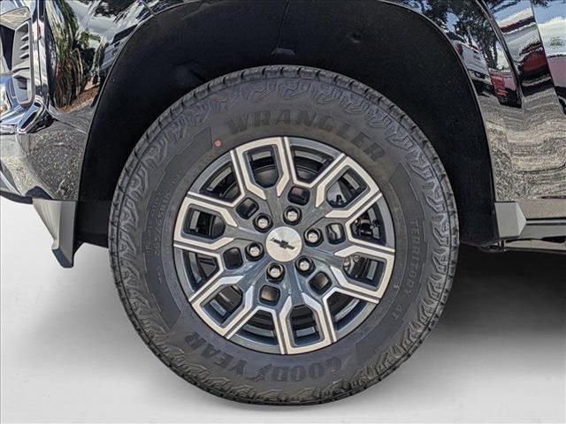 Photo of 2025 Black Chevrolet Colorado