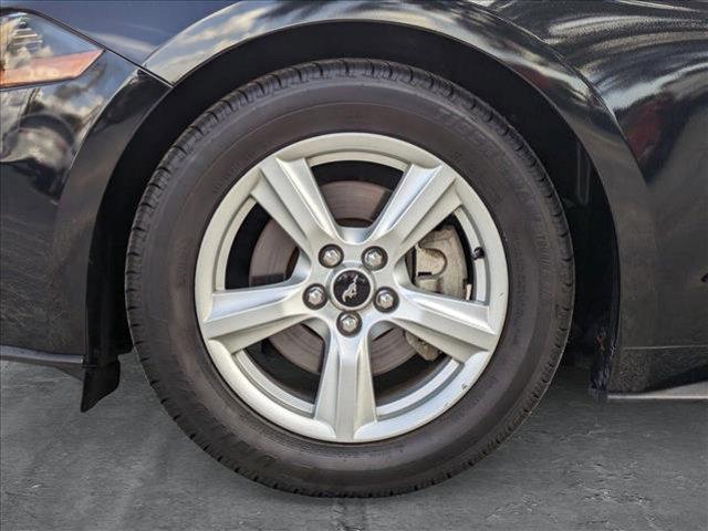 Photo of 2018 Shadow Black Ford Mustang