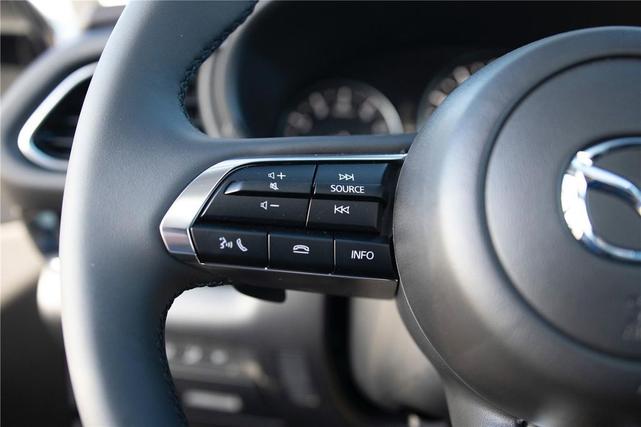 Photo of 2025 Snowflake White Pearl Mica Mazda CX-30
