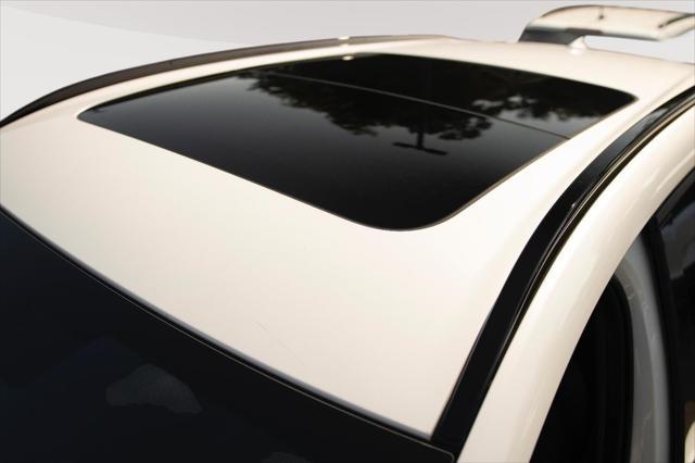 Photo of 2025 Rhodium White Premium Mazda CX-90 PHEV