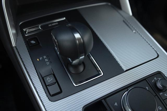 Photo of 2025 Rhodium White Premium Mazda CX-90 PHEV