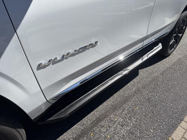 Photo of 2026 Summit White GMC Yukon