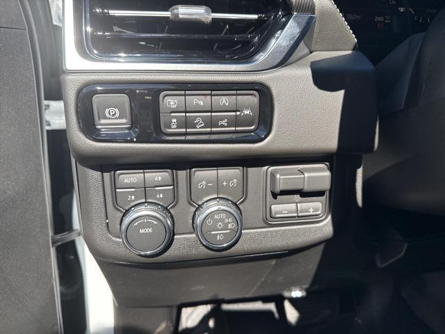 Photo of 2026 Summit White GMC Yukon